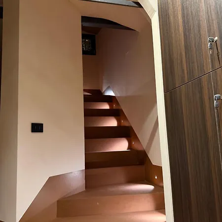 Piccolo Gioiello Di Design Tra Citta E Aeroporto Сasa de vacaciones